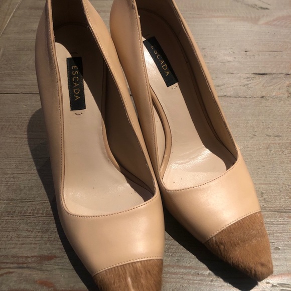 Escada Beige Heels - Picture 2 of 10